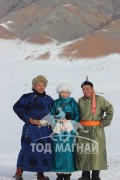 МУ-ын Алдарт уяач Д.Хишигбат Намхайдоржийн хамт