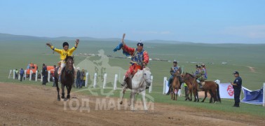 Дэлхийд дээд амжилтанд бүртгүүлэх