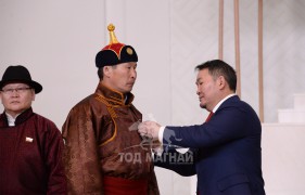 МУ-ын Алдарт уяач Лувсандагвын Эрдэнэбаатар