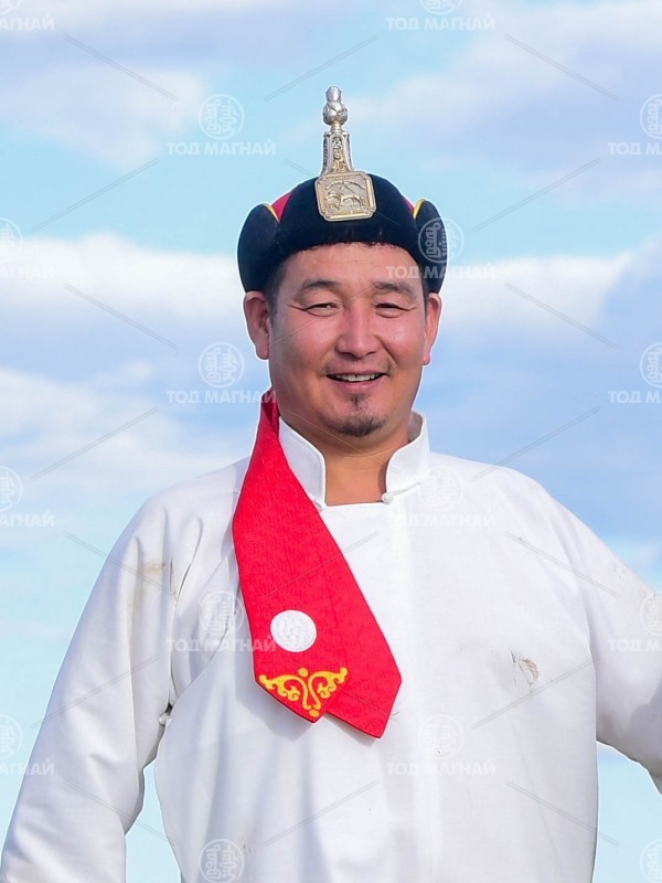 Аймгийн алдарт Баттөгс