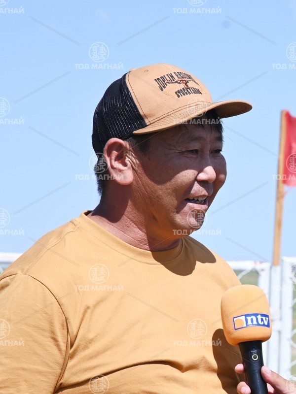 Аймгийн алдарт Батсүх